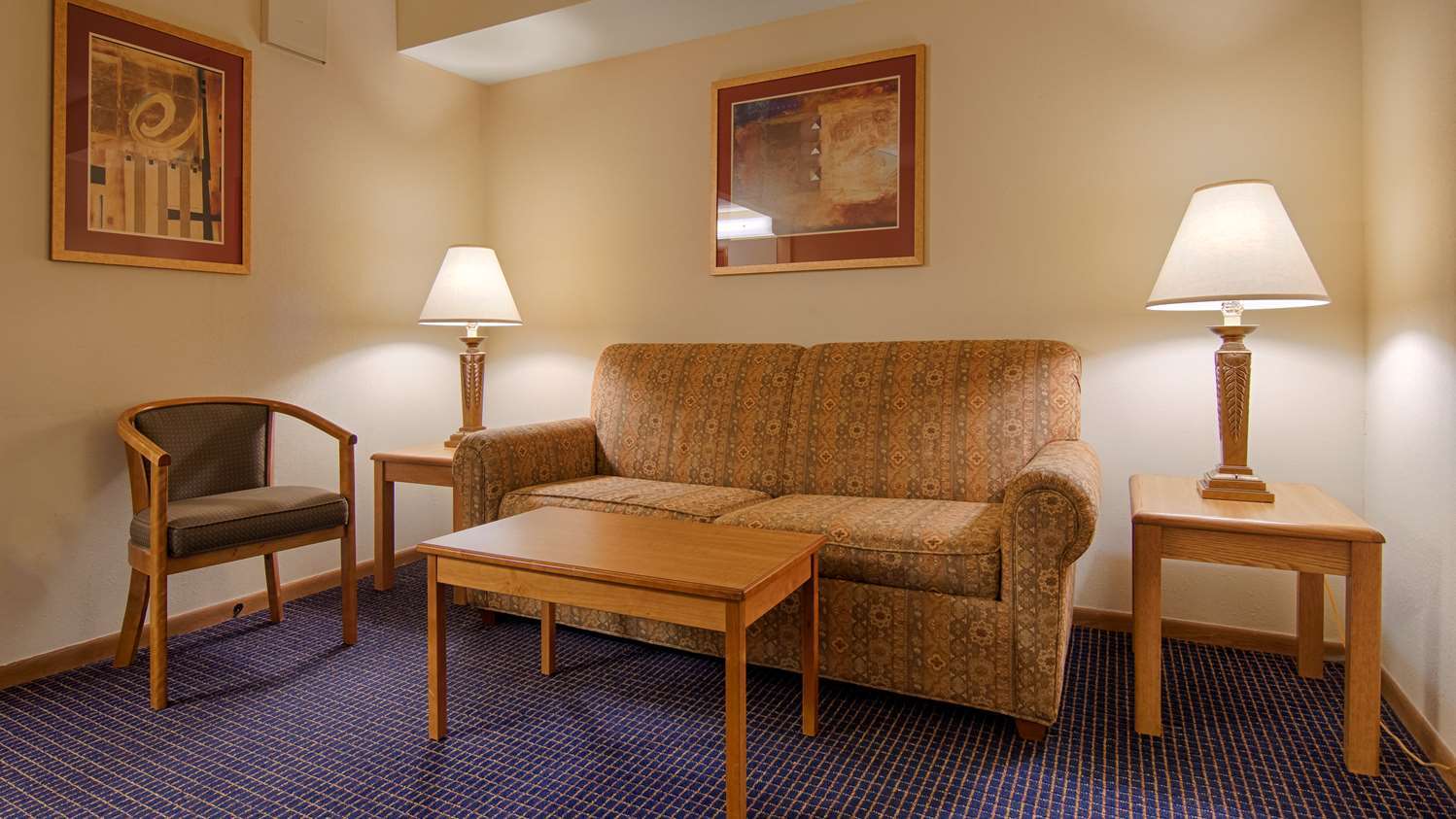 Hotel Western West Towne 3*